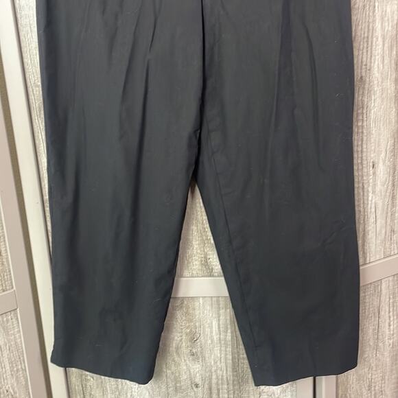 Talbots lightweight rayon/spandex black Capri pants women's 8P - Picture 3 of 12